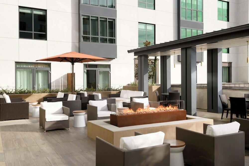 Фото Hyatt Place Pasadena