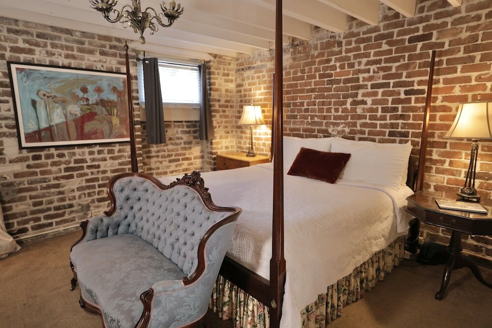 Фото Foley House Inn