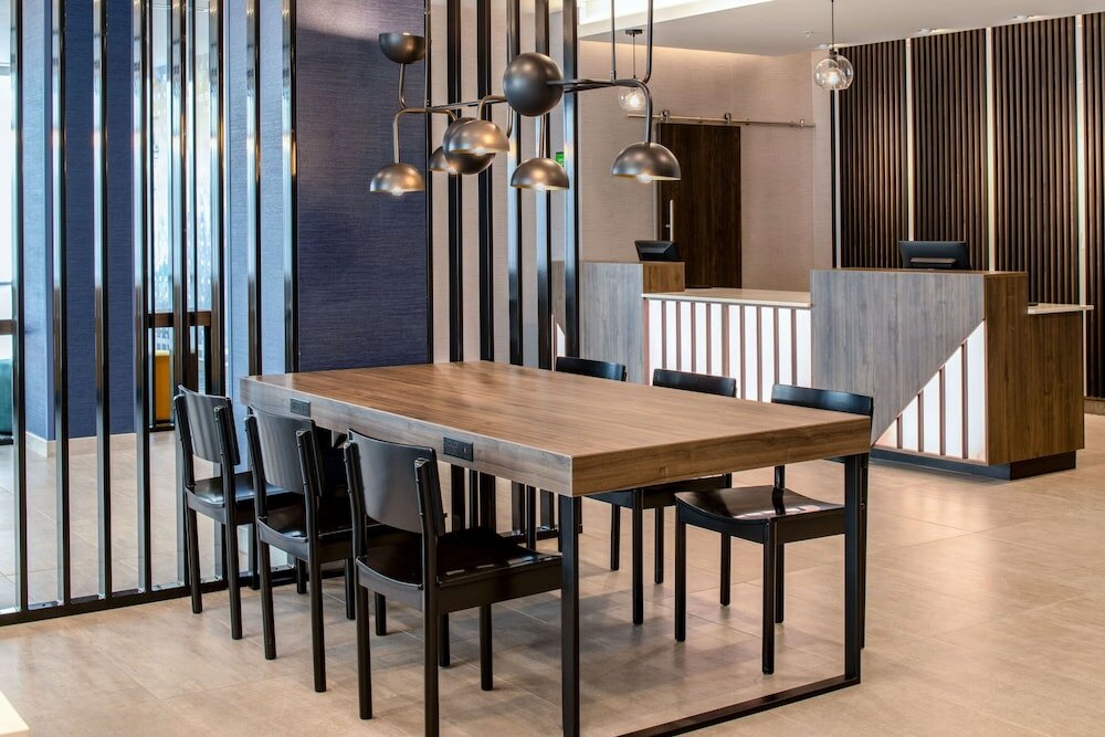 Фото La Quinta Inn & Suites by Wyndham Spokane Downtown