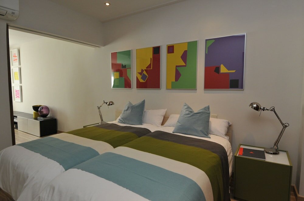 Фото Mola Suites
