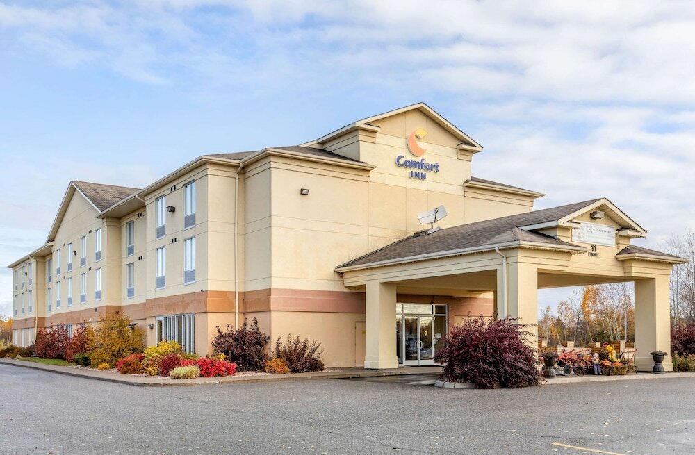 Фото Comfort Inn Sturgeon Falls