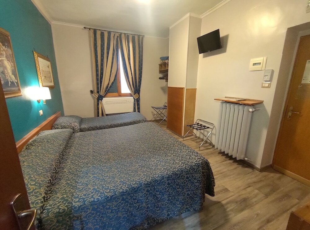 Фото Hotel Santa Croce