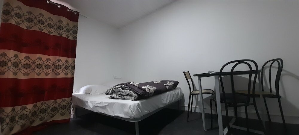 Фото Hotel des Andelys