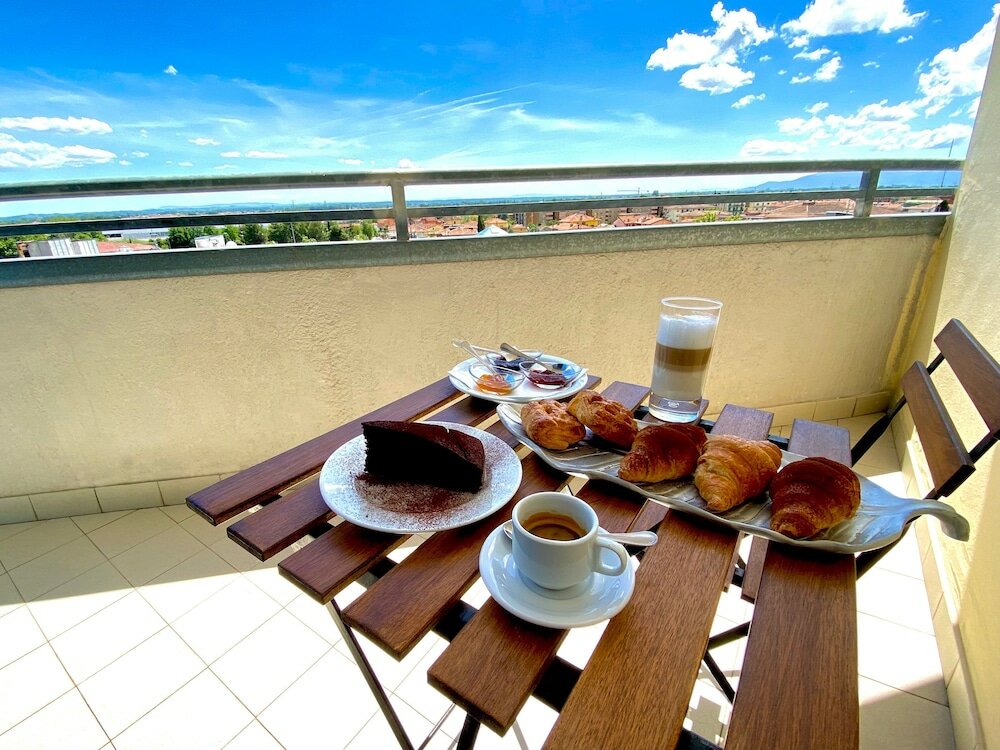 Фото Tuscany Inn