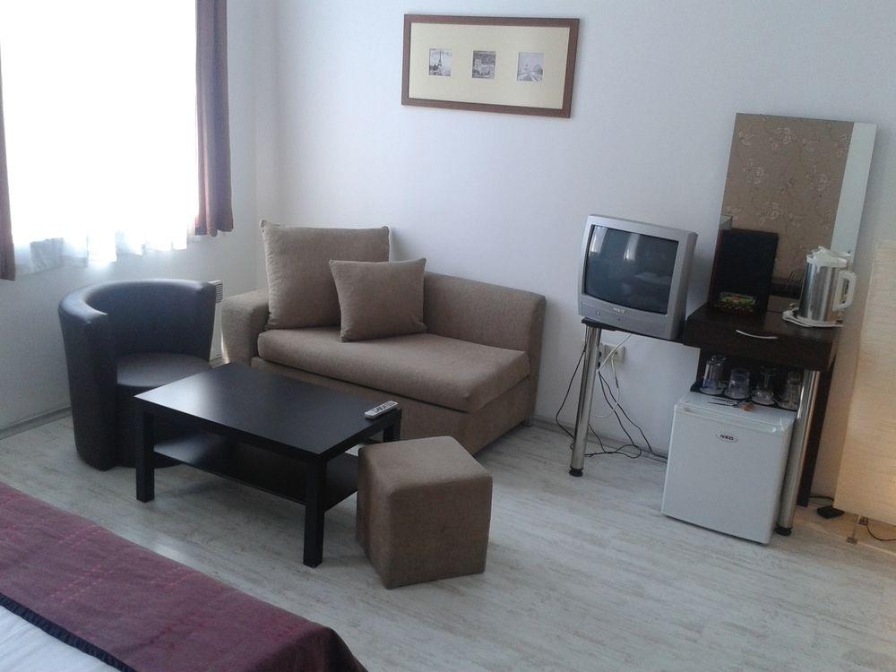 Фото Scotty's Boutique Hotel Sofia