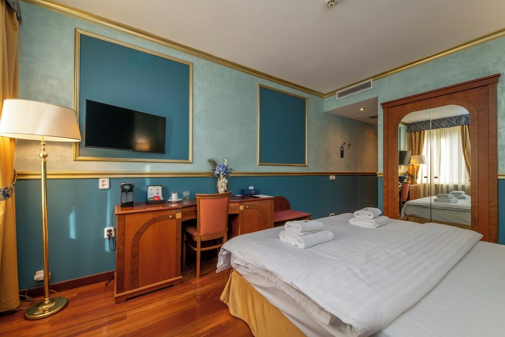 Фото Hotel Kinsky Fountain