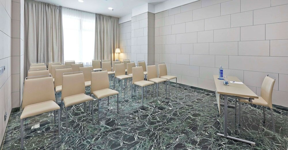 Фото Nh Ciudad de Zaragoza