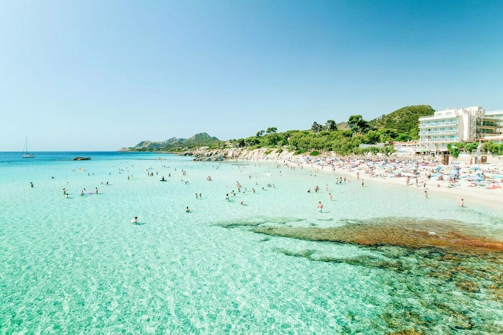 Фото отеля 2