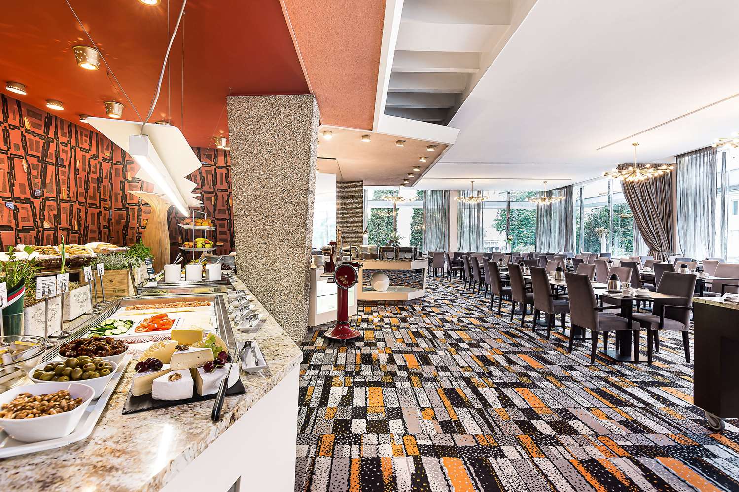 Фото Hotel International Brno