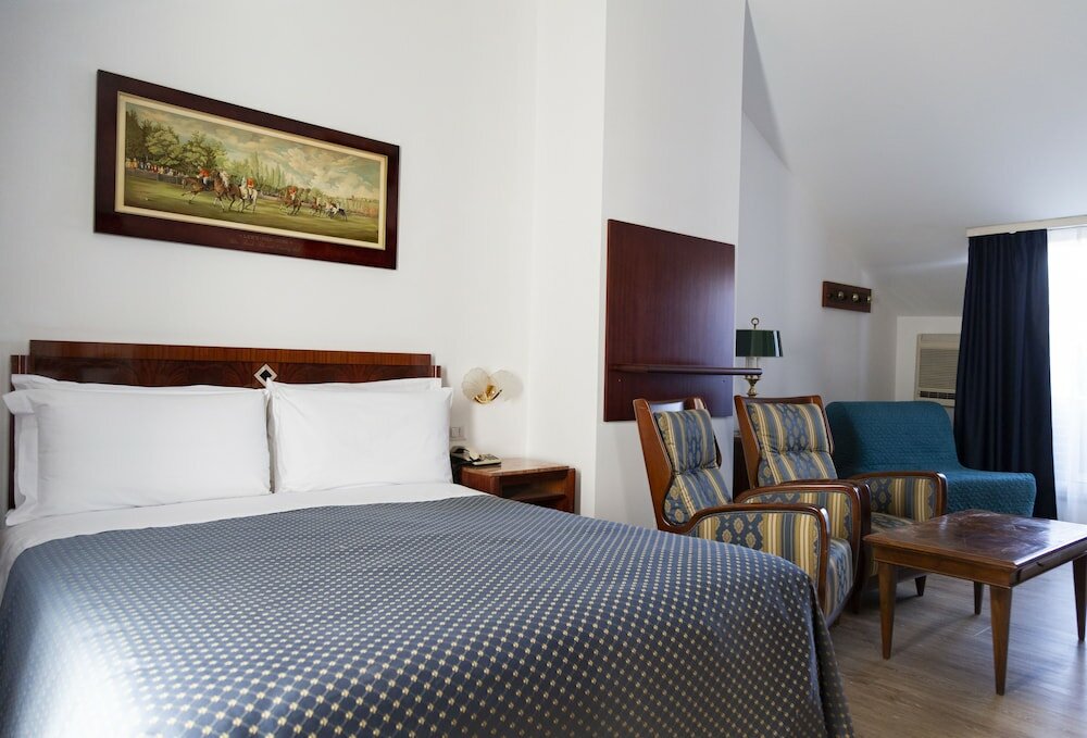 Фото IH Hotels Milano Bocconi