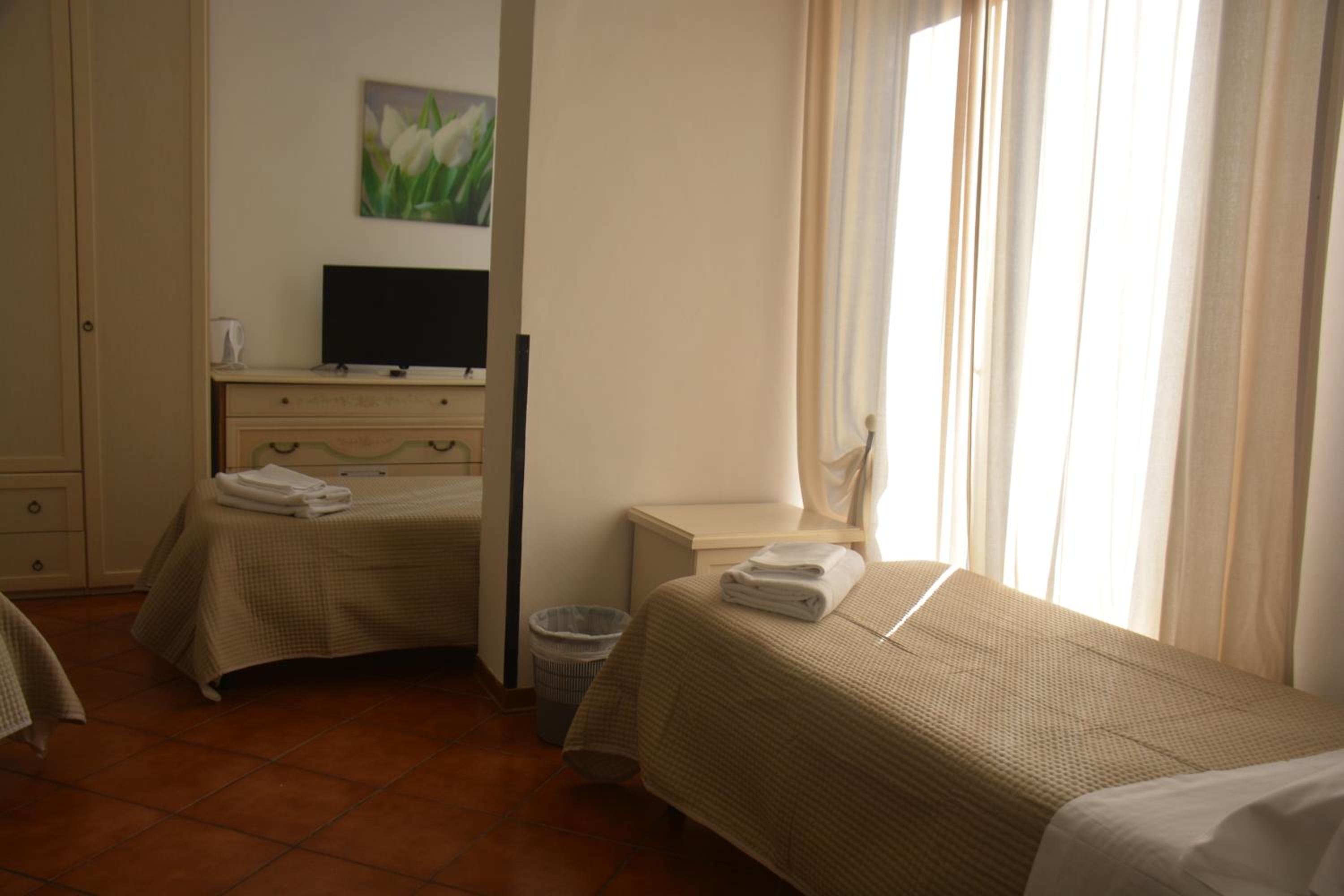 Фото Hotel Cordova