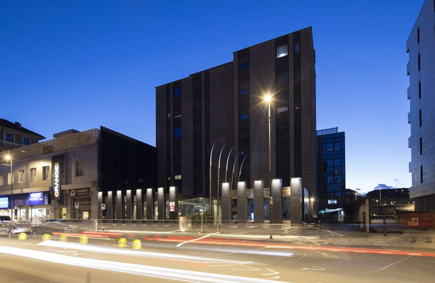 Фото Best Western Plus Executive Hotel and Suites