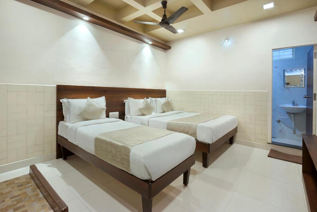 Фото Mannars Deluxe Lodge