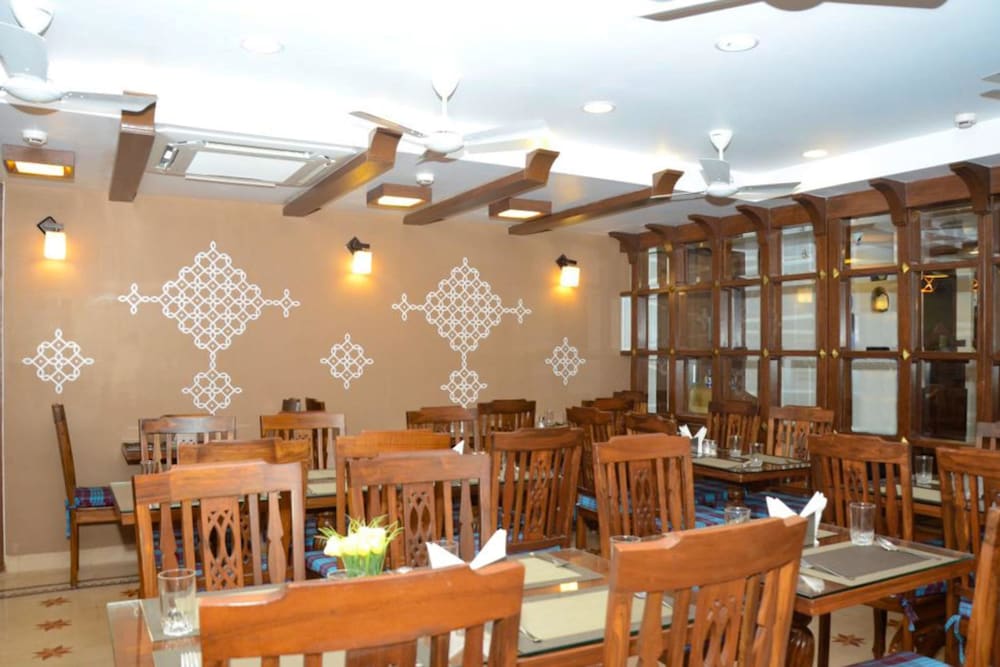 Фото Comfort Inn Emerald