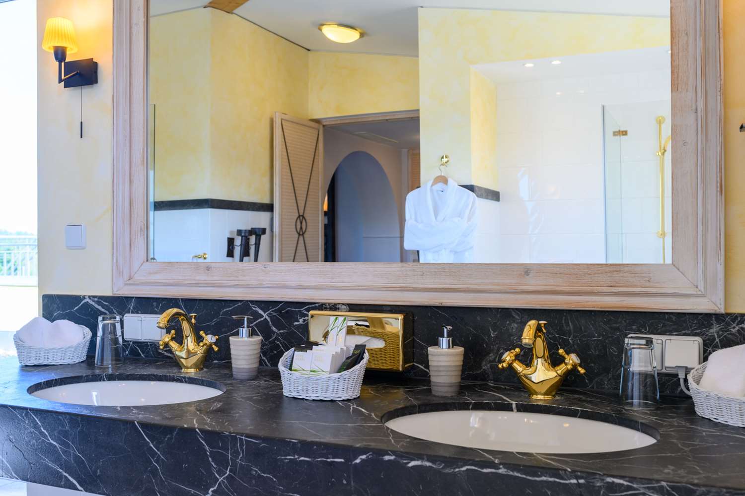 Фото Hotel Hirschen