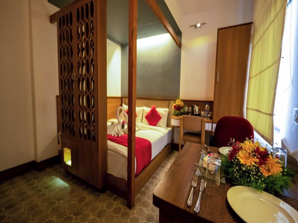 Фото Westwood Riverside Garden Resort