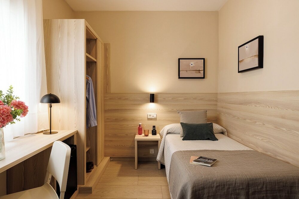 Фото Hotel Bonanova Park