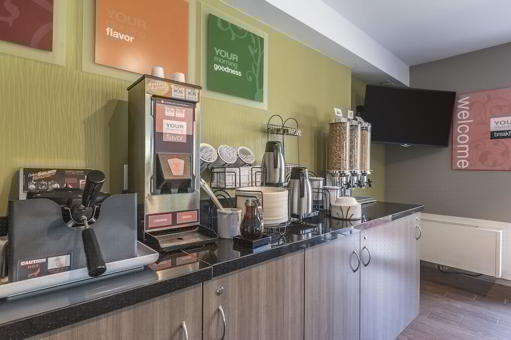 Фото Comfort Inn Cobourg