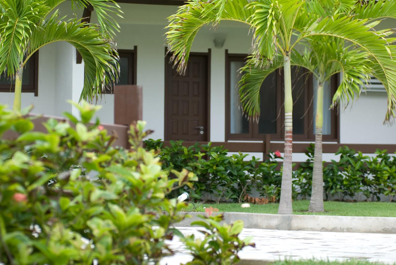 Фото Oyo Hotel Arembepe Beach Hotel, Camaçari