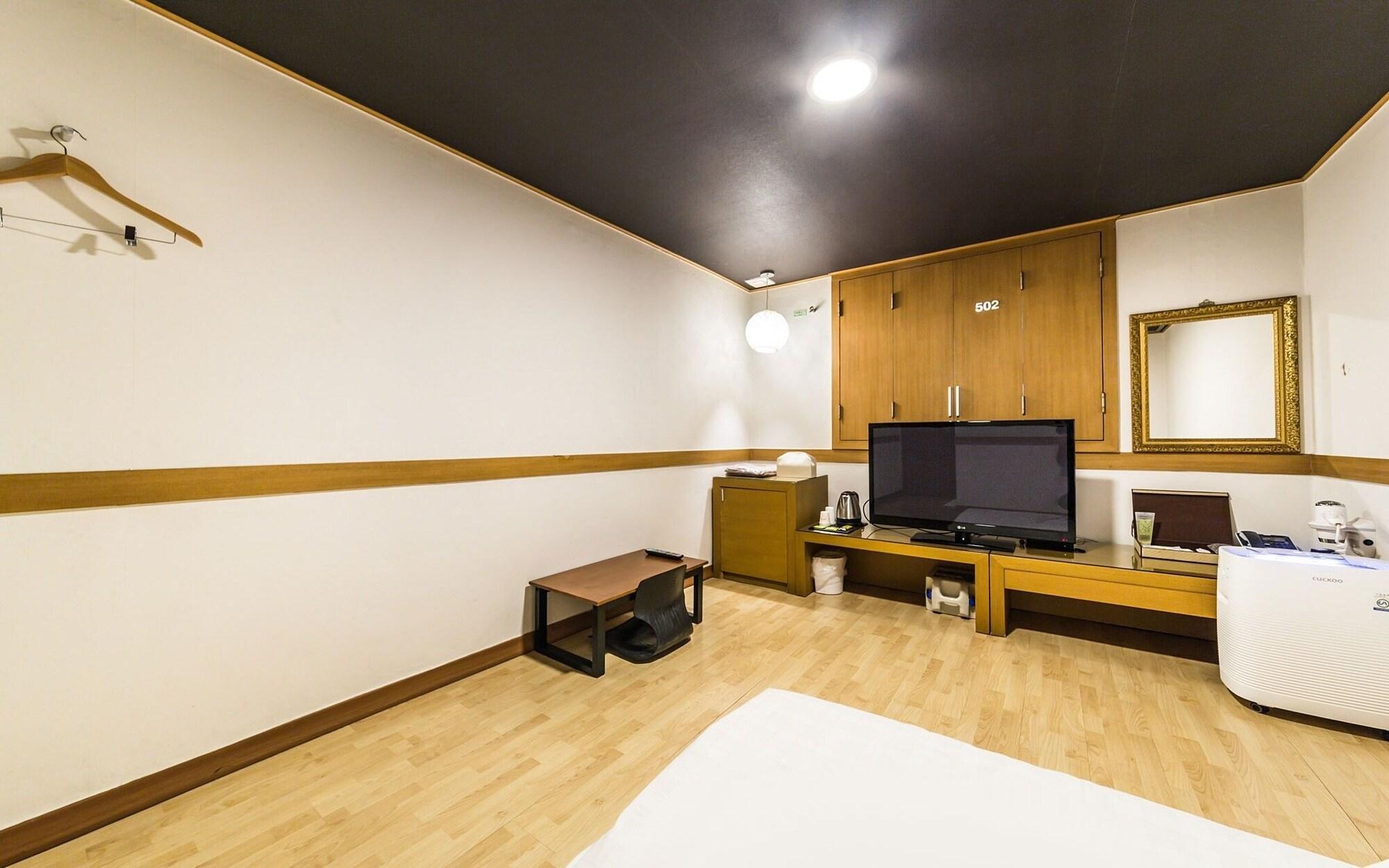 Фото Sohsul Hotel