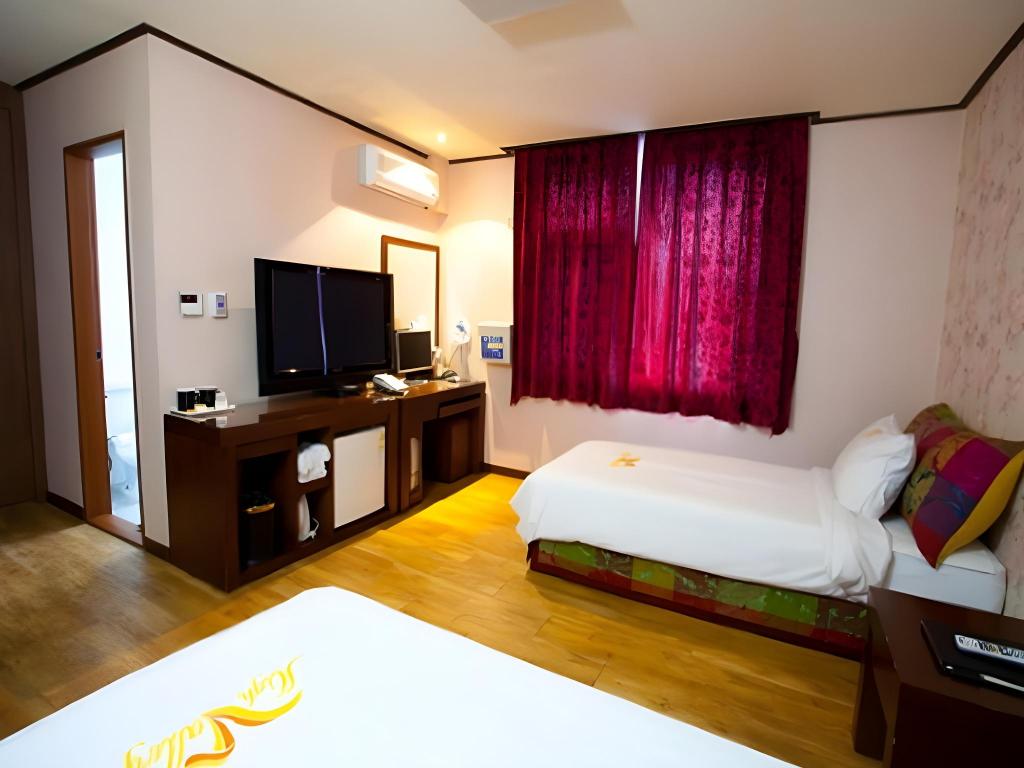 Фото High Valley Hotel