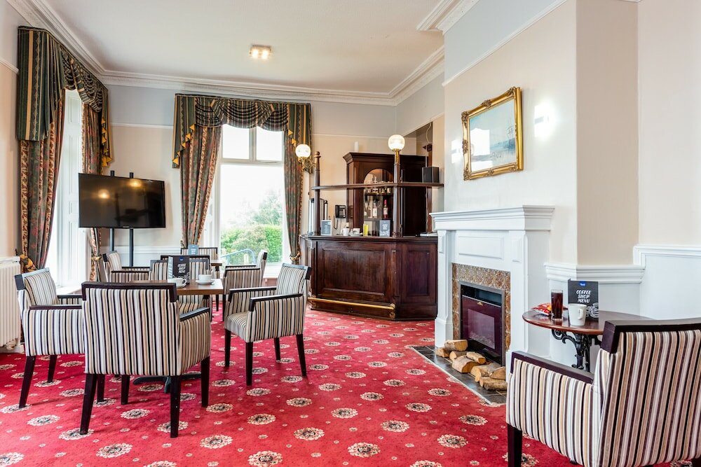 Фото The Esplanade Hotel