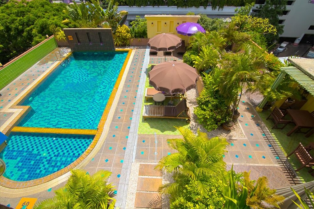 Фото Woraburi Sukhumvit Hotel & Resort