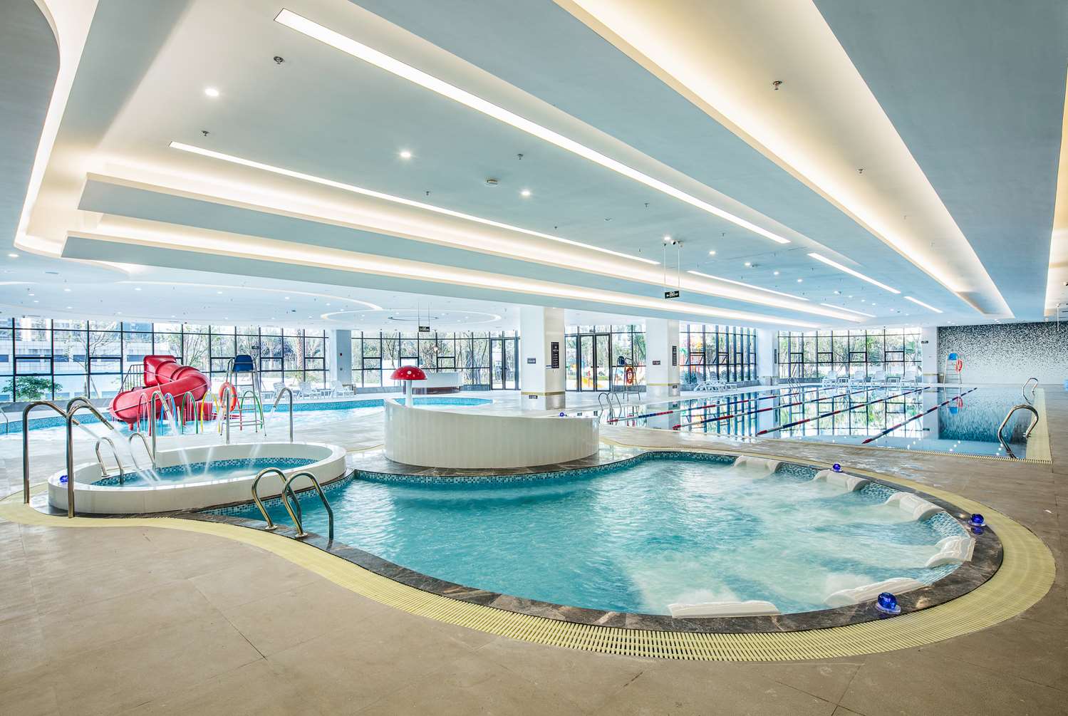 Фото Howard Johnson New District Plaza Ziyang