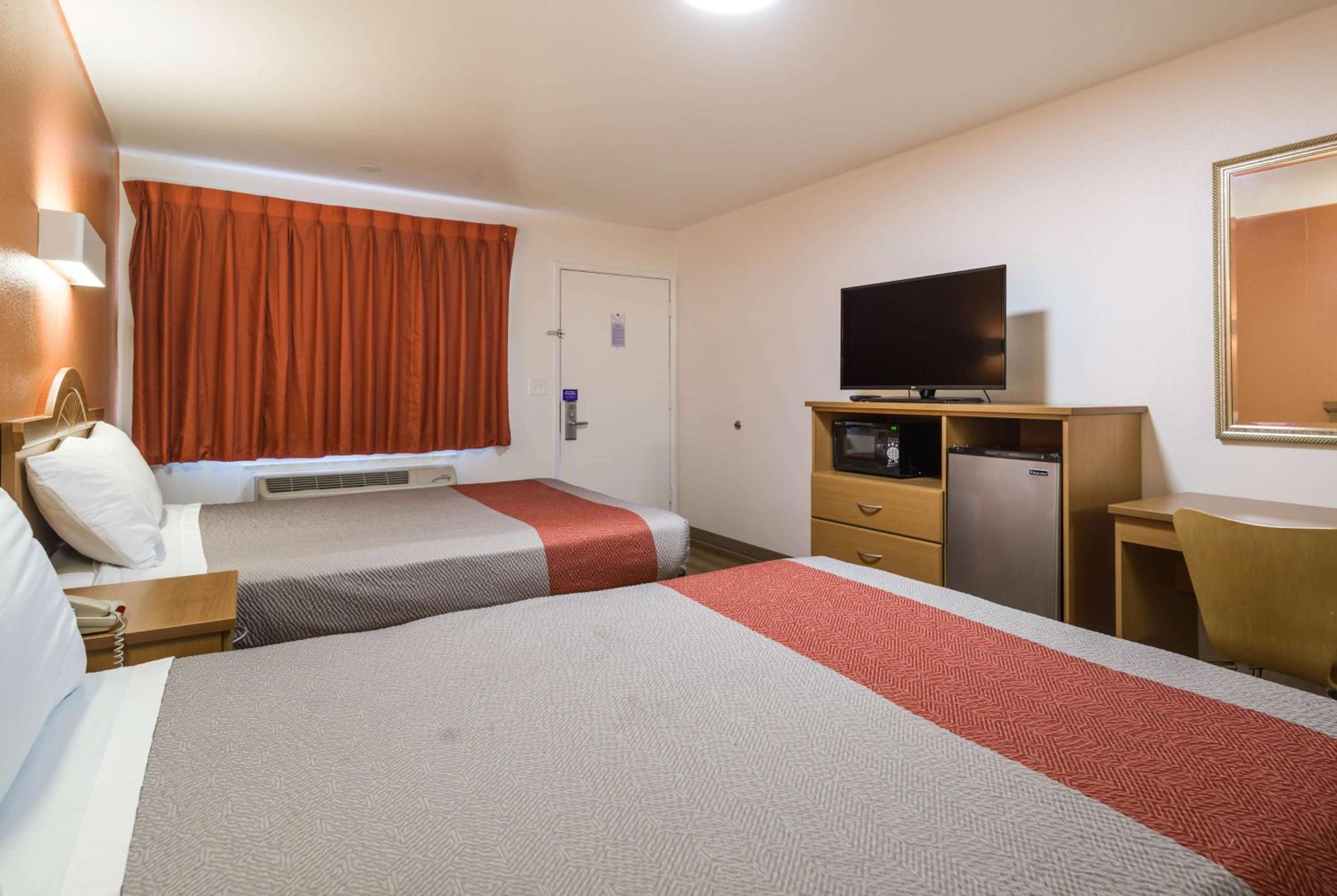 Фото Motel 6 Concord Ca