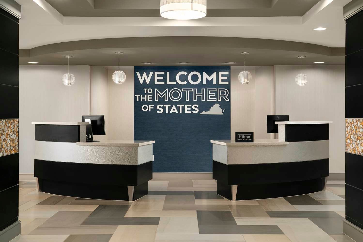 Фото Hampton Inn Stafford/Quantico & Conference Center, Va