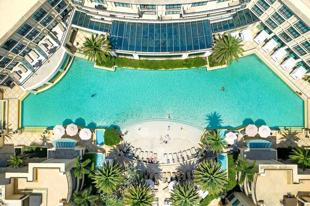 Фото Imperial Hotel Gold Coast