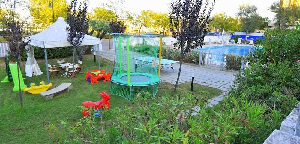 Фото Hotel Britannia