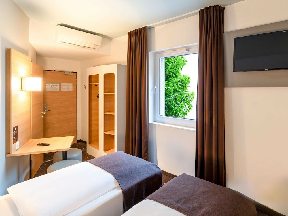Фото B&b Hotel Hildesheim