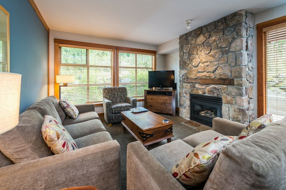 Фото Legends Whistler