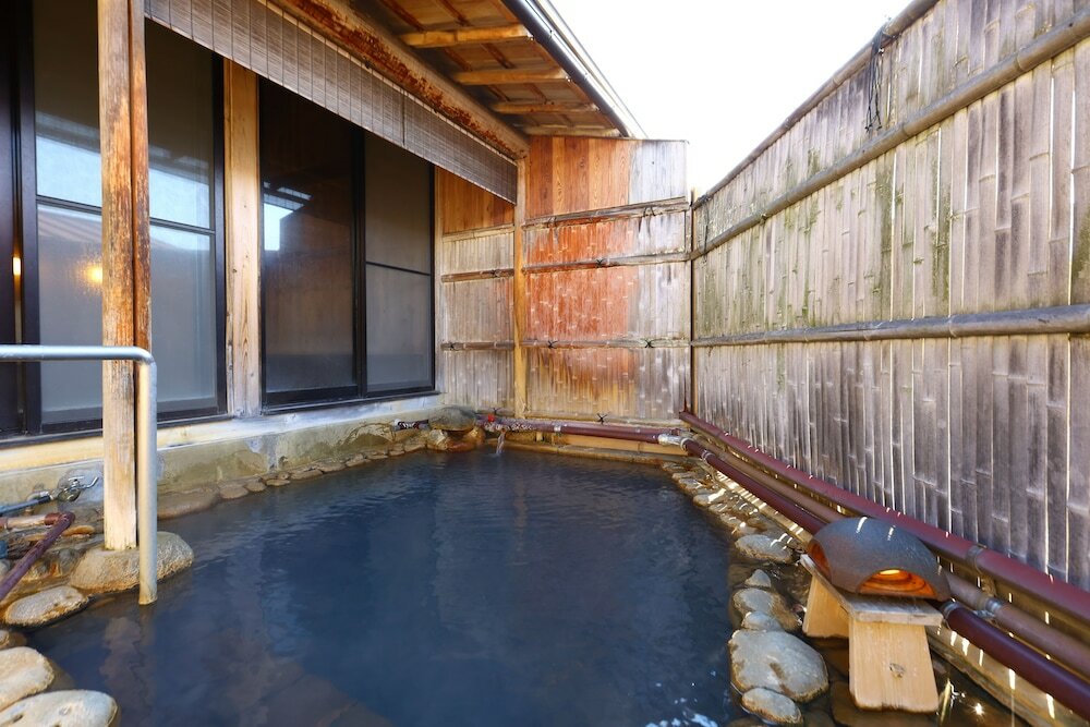 Фото 90180758599