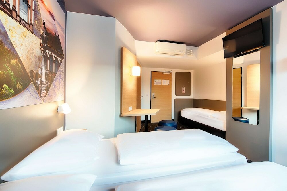 Фото B&b Hotel Kaiserslautern