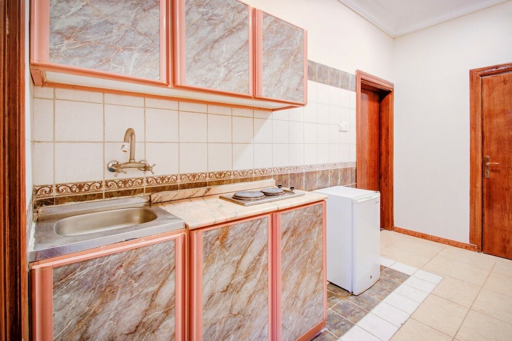 Фото Oyo 595 Aali For Residental Units