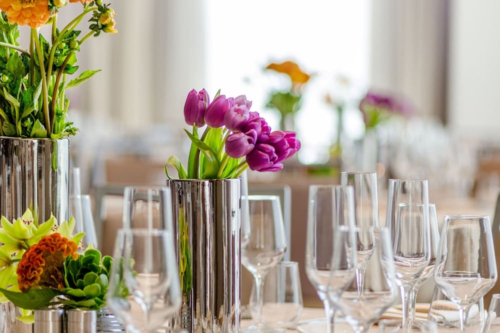 Фото Courtyard by Marriott Los Angeles L. A. Live