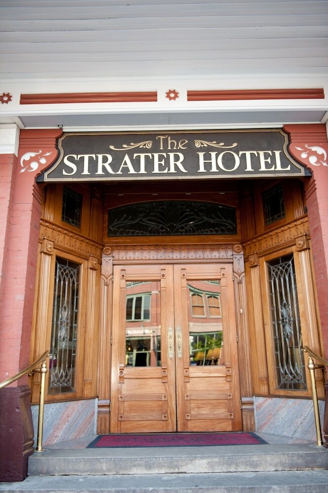 Фото Historic Strater Hotel