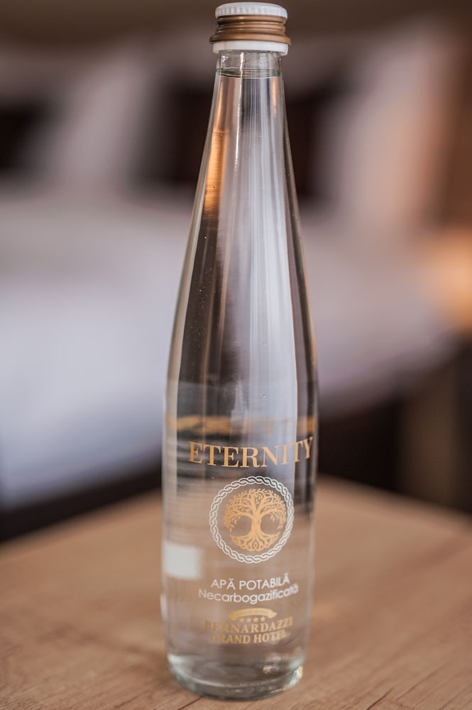 Фото Гранд-Отель Bernardazzi 38