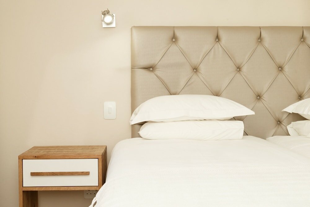 Фото Loerie Guest Lodge