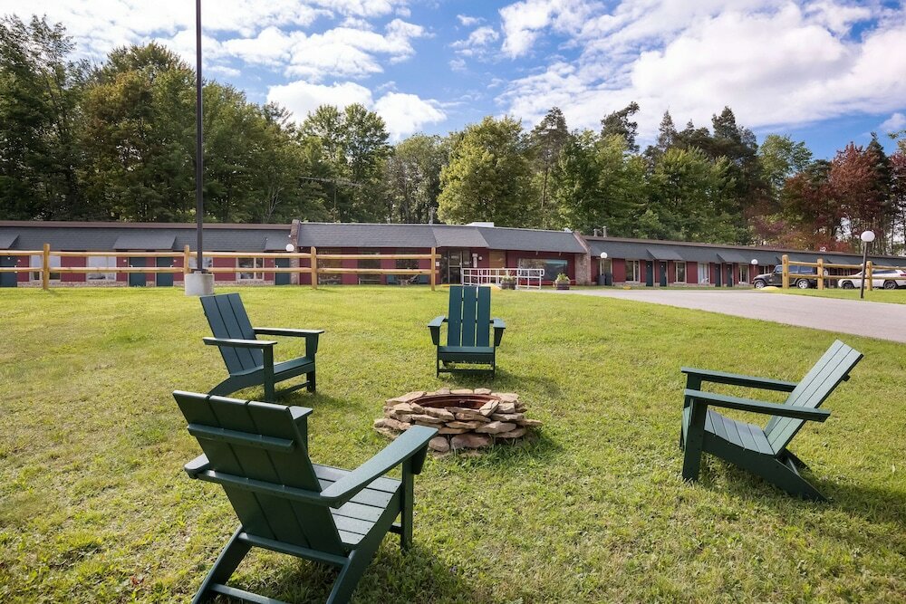 Фото Travelodge by Wyndham Emlenton