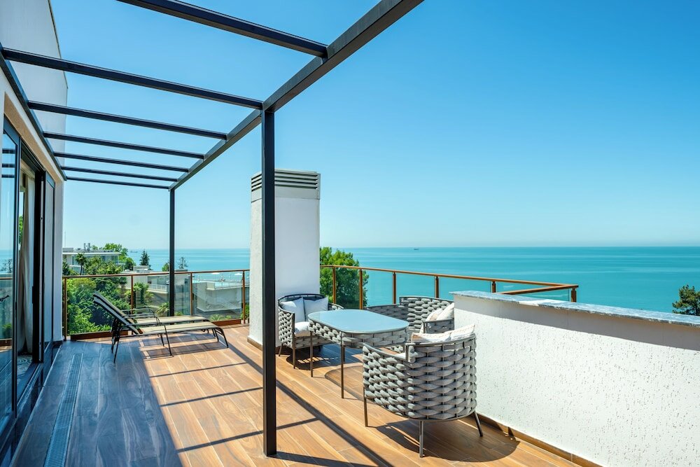 Фото Greenwood Hotel 