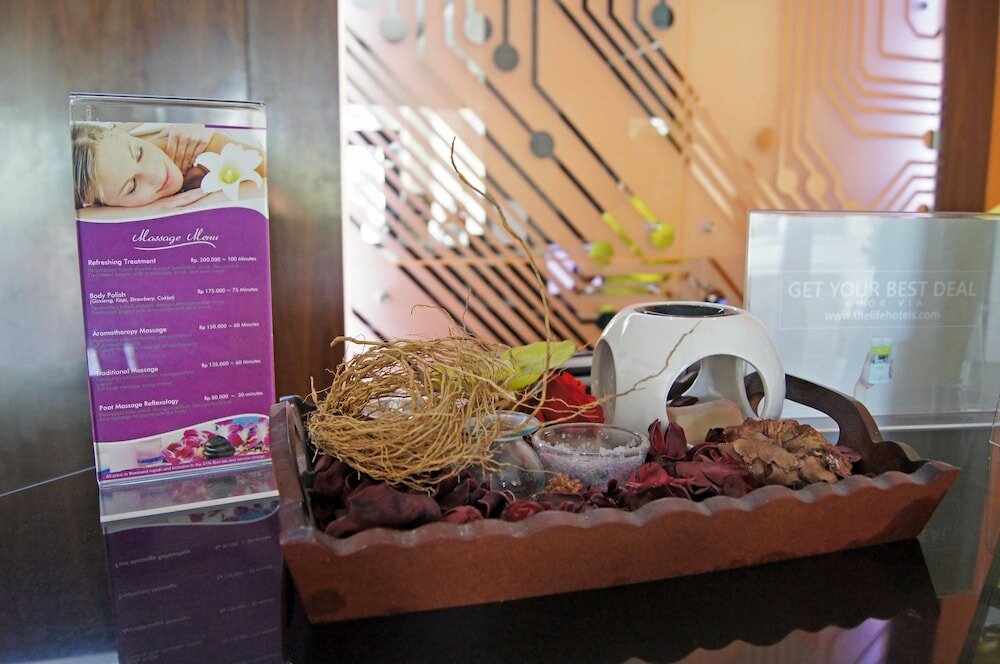 Фото The Life Hotels