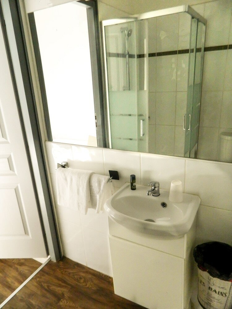 Фото Hôtel Croix Baragnon