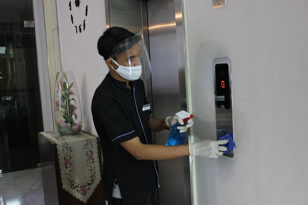 Фото Oak Tree Urban Jakarta