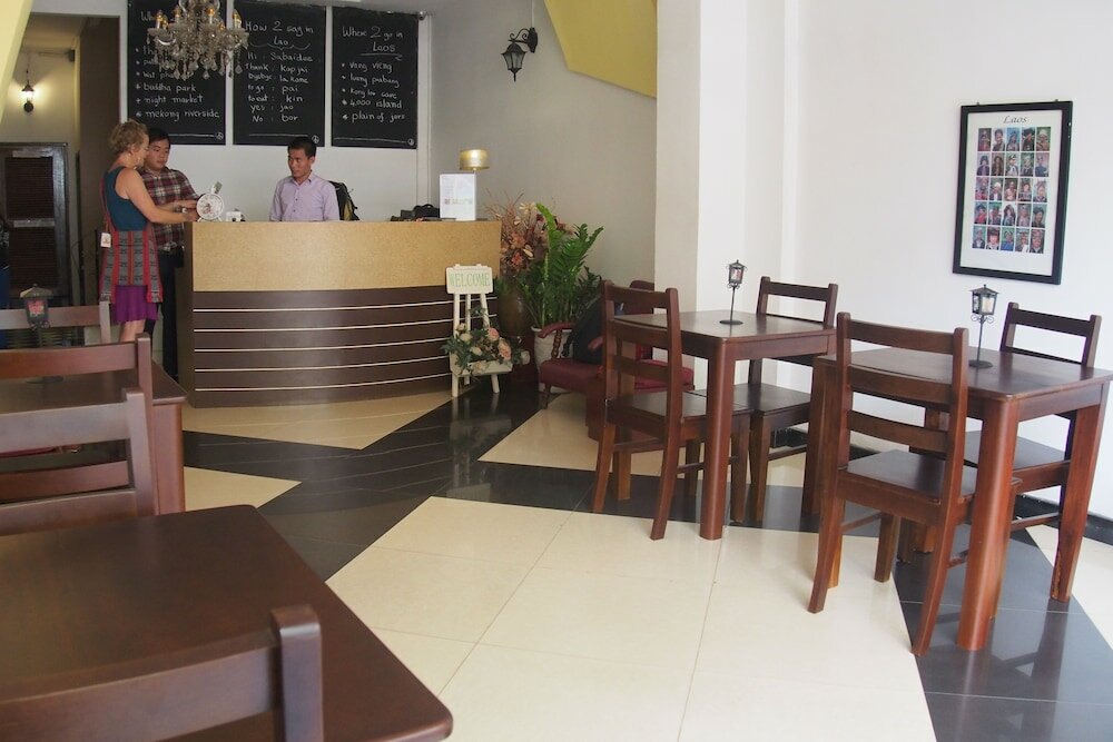 Фото New iHouse Hotel - Hostel