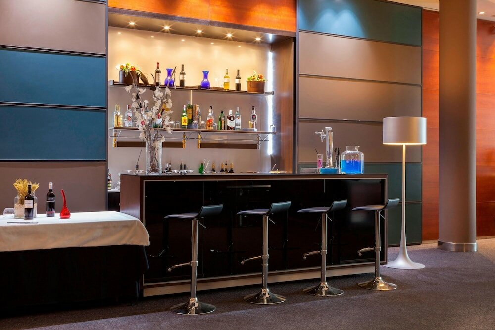 Фото Ac Hotel Alcala de Henares by Marriott