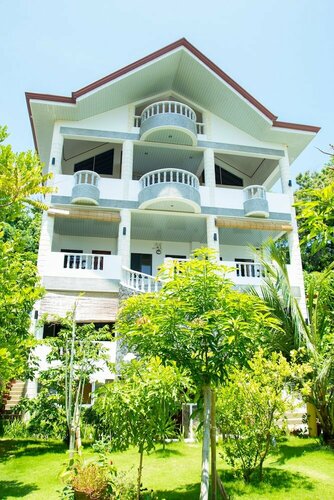 Внешний вид отеля Greenyard Inn в Малае, фото 1