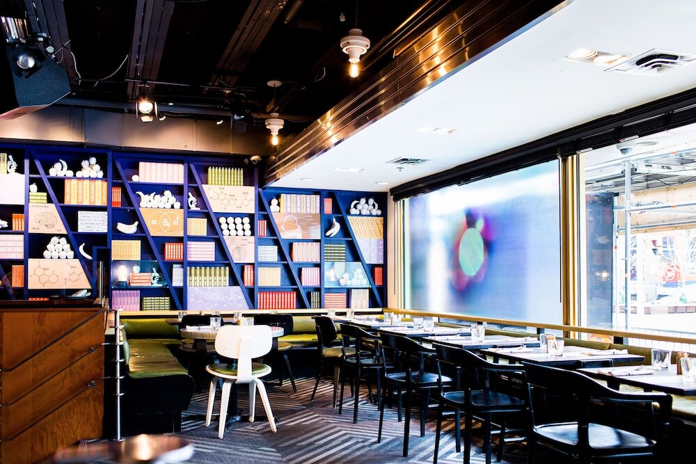 Фото The Drake Hotel